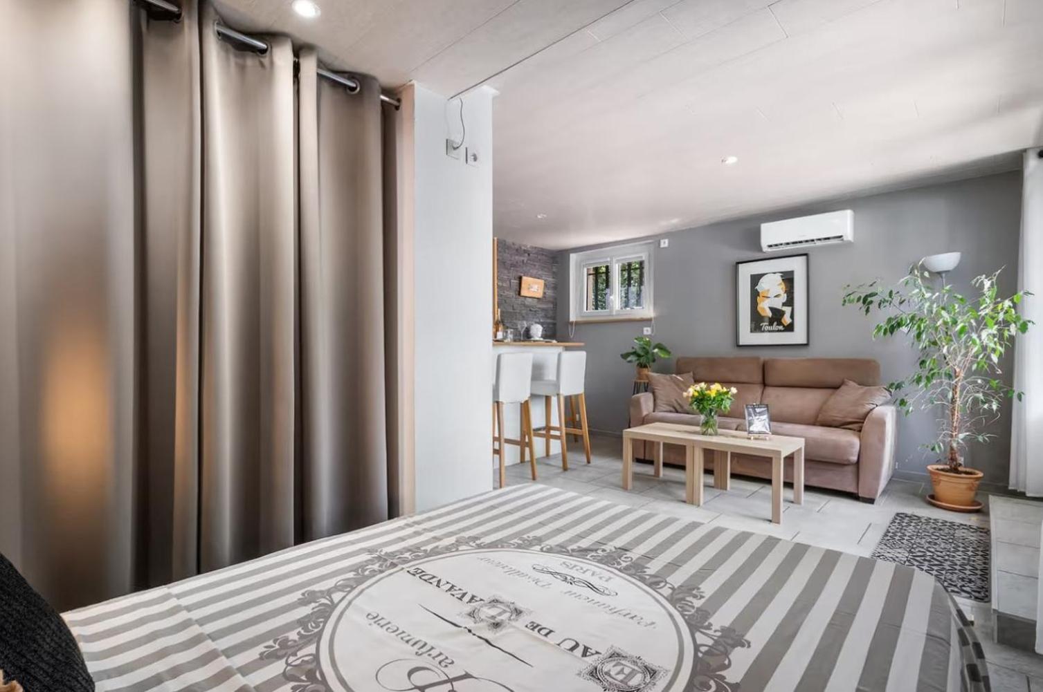 Studio Villa Nui Кюерс Екстериор снимка