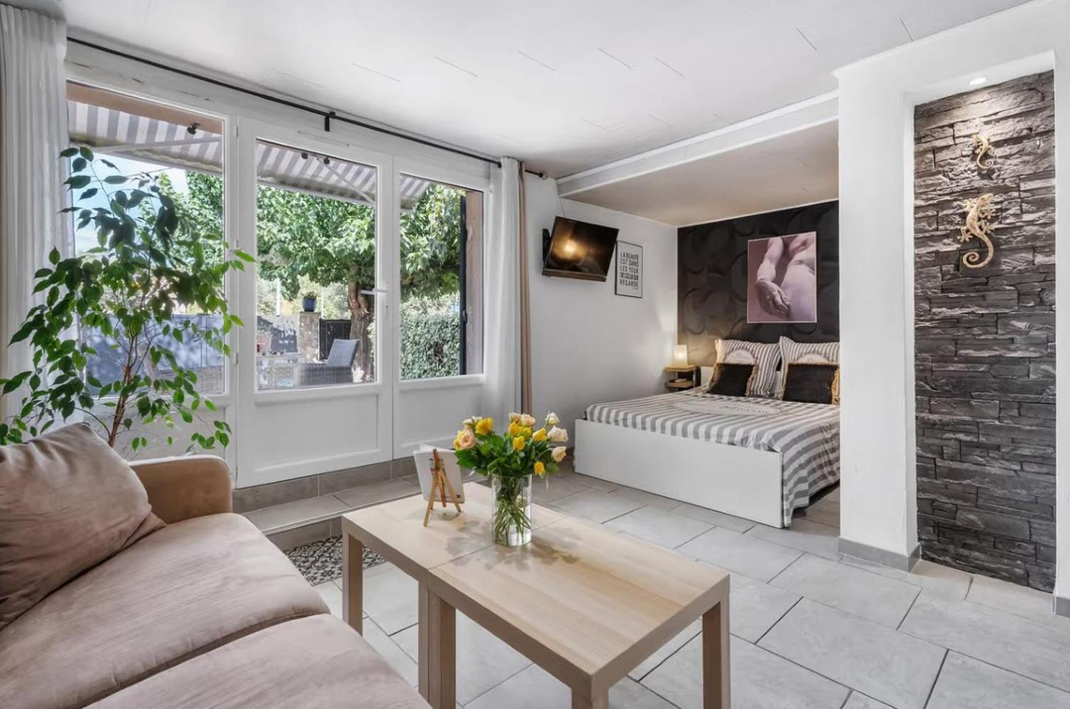 Studio Villa Nui Кюерс Екстериор снимка